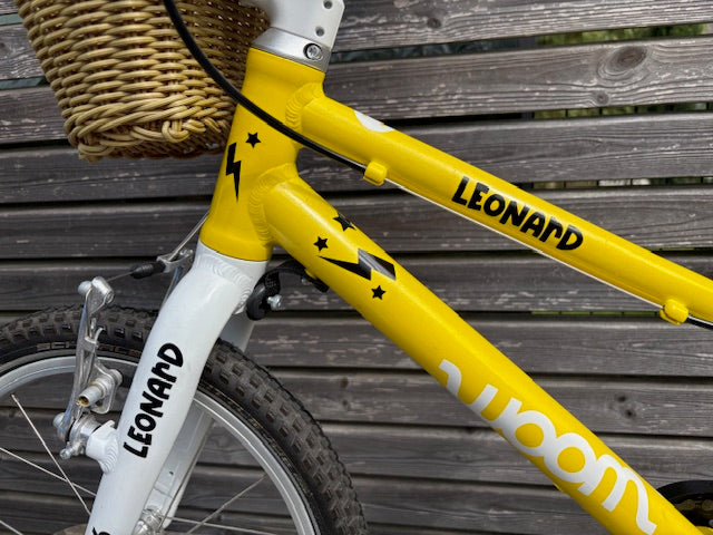 NAMENSZAUBER: DEIN NAME