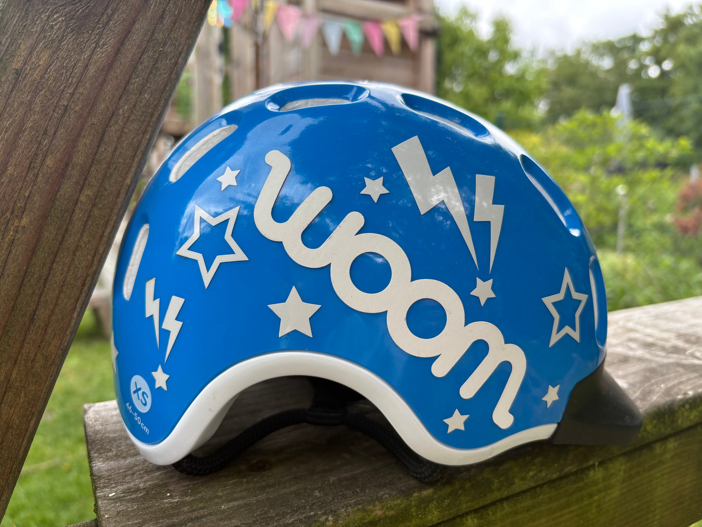 HELM-STICKER: WILDE FAHRT